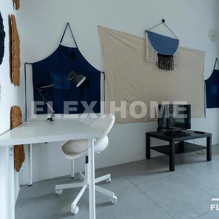 1-5 Guests, Spacious & Comfy Duplex-Studio, Empire City Damansara By Flexihome-My Petaling Jaya Exterior photo