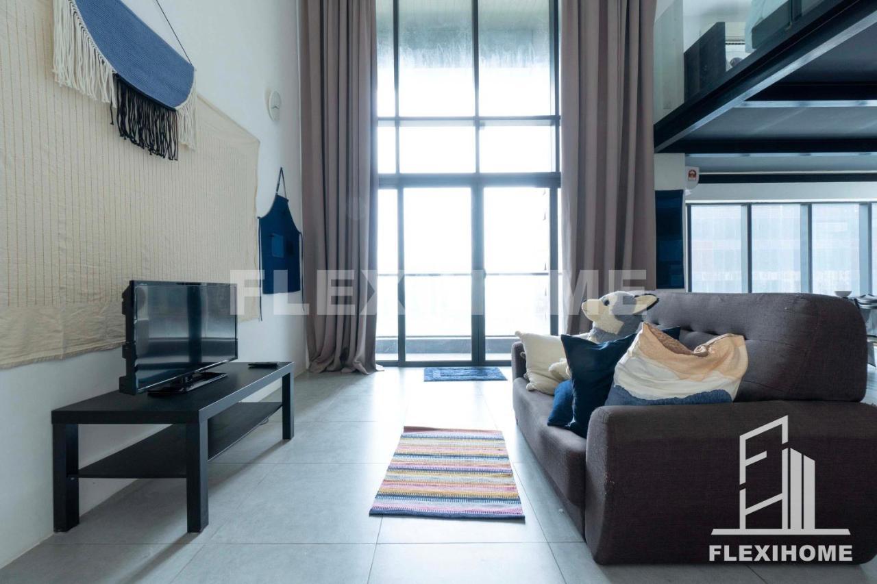 1-5 Guests, Spacious & Comfy Duplex-studio, Empire Damansara By Flexihome-my Petaling Jaya