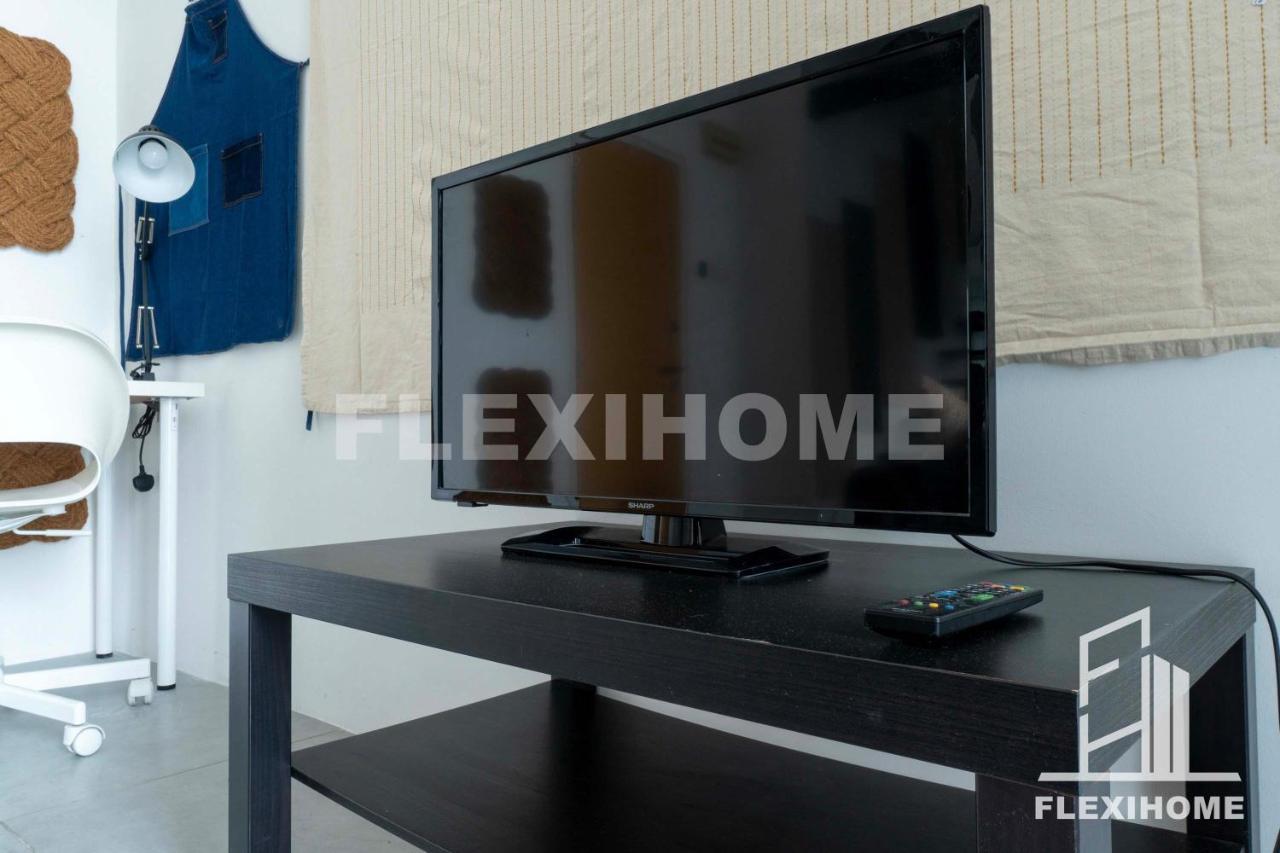 Apartment 1-5 Guests, Spacious & Comfy Duplex-studio, Empire Damansara By Flexihome-my