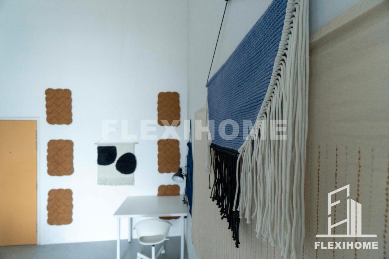 1-5 Guests, Spacious & Comfy Duplex-studio, Empire Damansara By Flexihome-my Apartment Petaling Jaya
