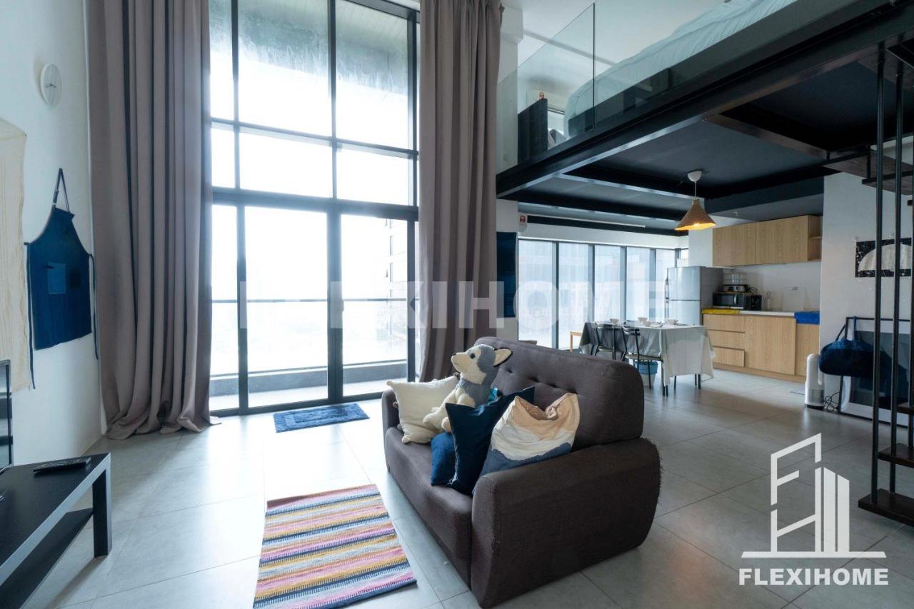 Apartment 1-5 Guests, Spacious & Comfy Duplex-studio, Empire Damansara By Flexihome-my
