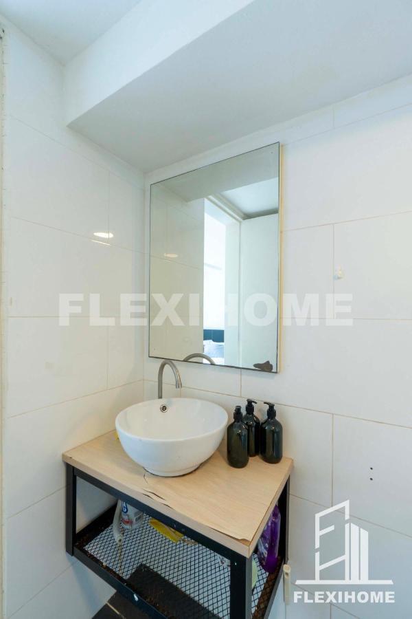 1-5 Guests, Spacious & Comfy Duplex-studio, Empire Damansara By Flexihome-my *