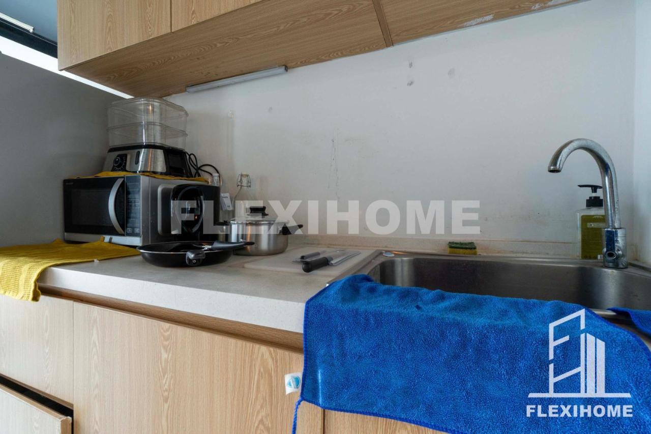Apartment 1-5 Guests, Spacious & Comfy Duplex-studio, Empire Damansara By Flexihome-my